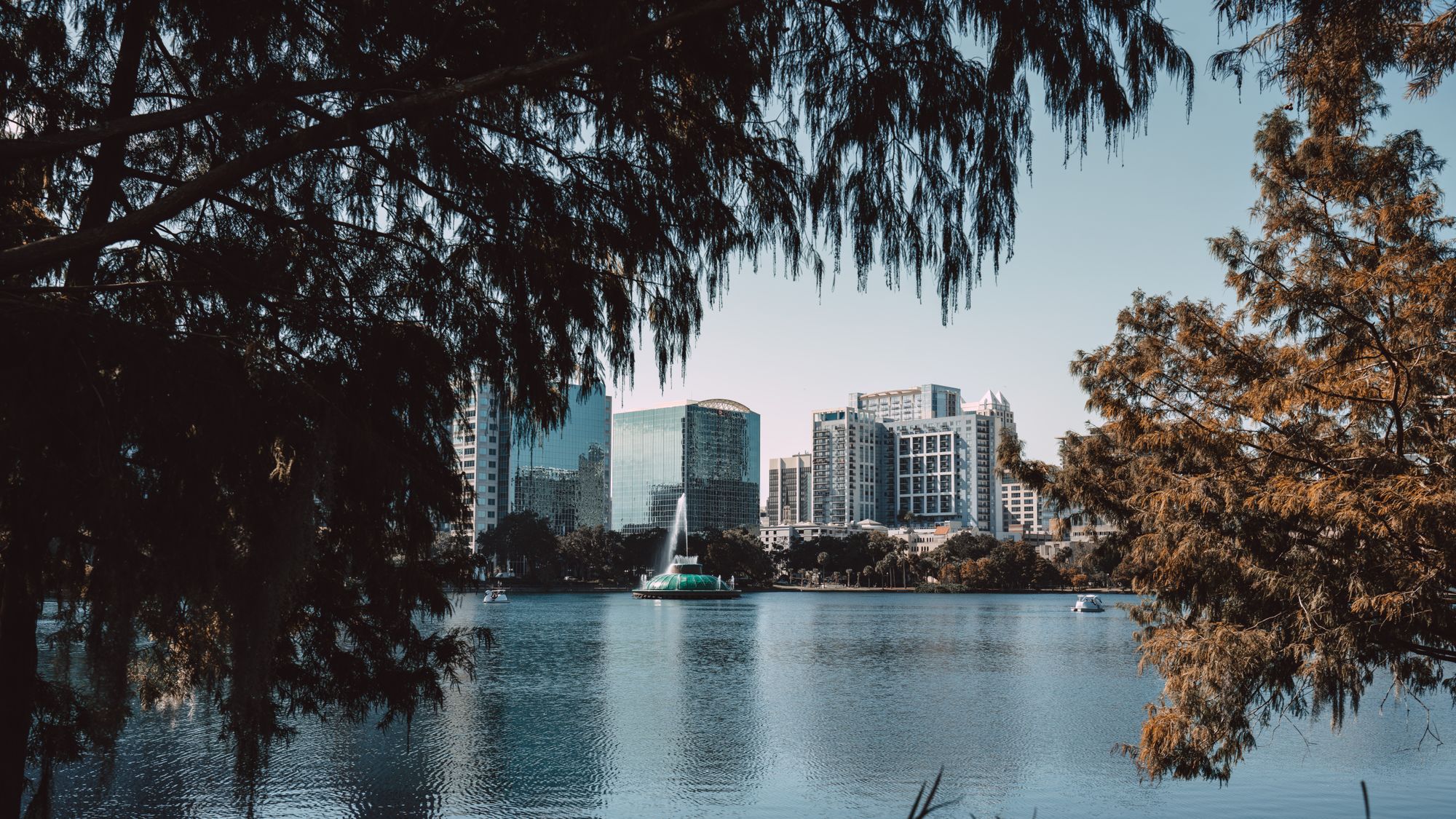 El centro desde Lake Eola