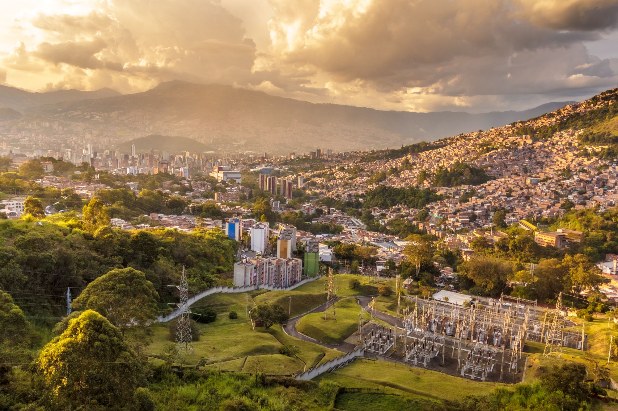 La ciudad sobre las laderas
